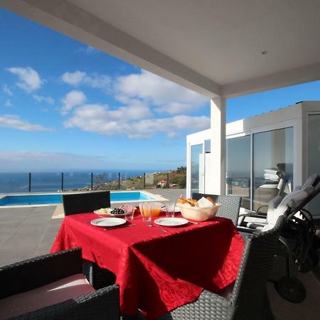 Villa Por Do Sol Estreito Da Calheta Exteriör bild